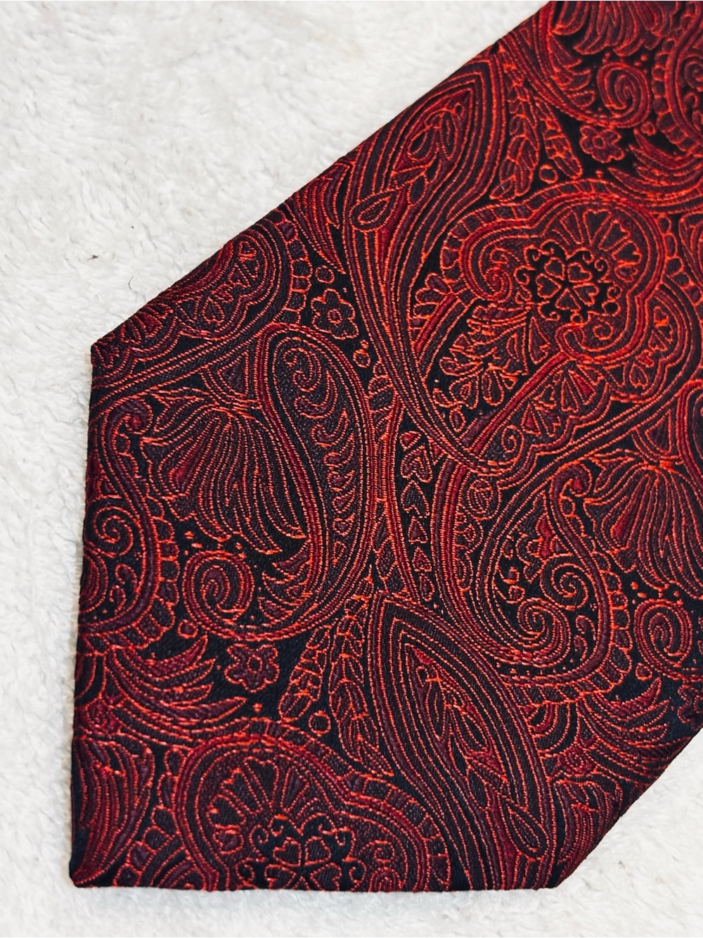 Brand New Stylish Tie By Paul Malone / Palm Beach